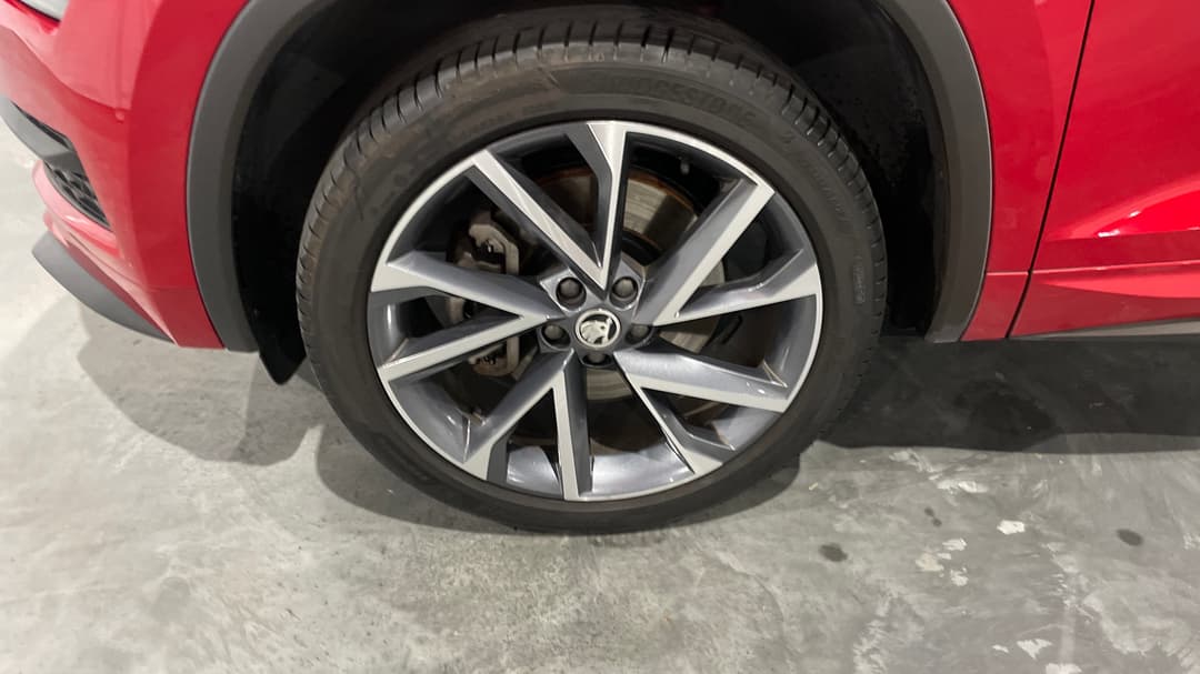 2020 SKODA Kodiaq 132 Tsi Sportline (4x4), Automatic, 63773 km, Left Front Wheel