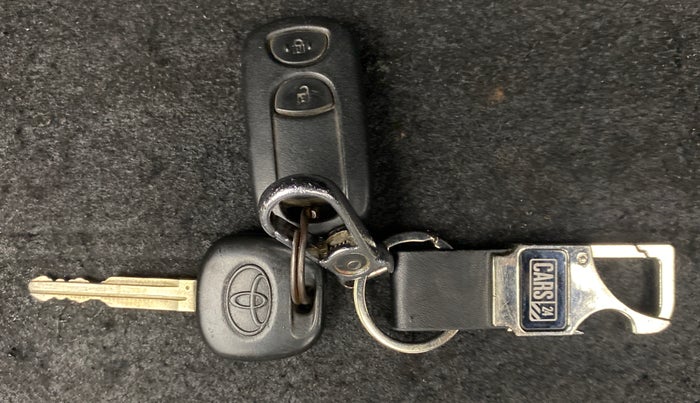 2012 Toyota Etios VD, Diesel, Manual, 95,609 km, Key Close Up