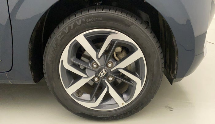 2022 Hyundai GRAND I10 NIOS ASTA AMT 1.2 KAPPA VTVT, Petrol, Automatic, 16,539 km, Right Front Wheel