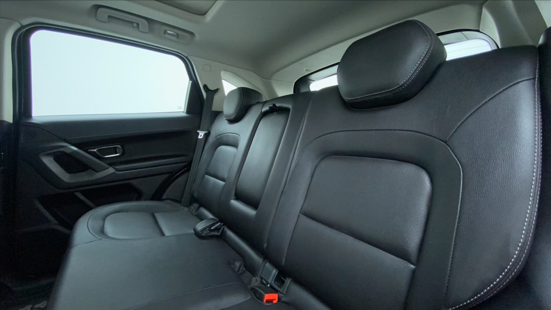 Right Side Rear Door Cabin