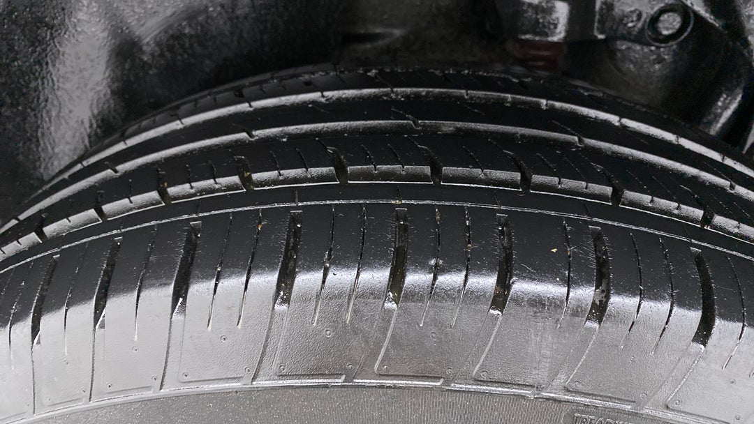 Right Rear Tyre Tread