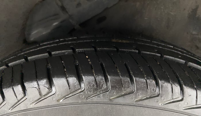 2012 Hyundai i10 ERA 1.1, Petrol, Manual, 74,754 km, Left Rear Tyre Tread