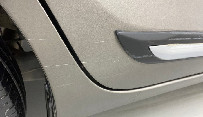 2019 Maruti Dzire VXI AMT, Petrol, Automatic, 52,640 km, Right rear door - Minor scratches