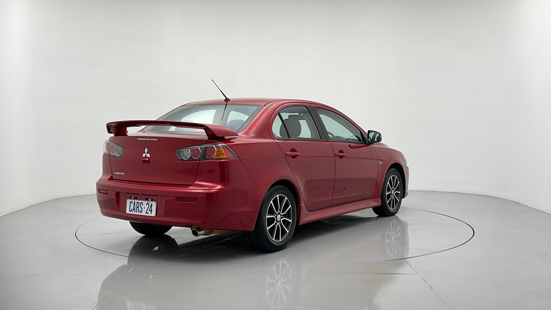 Right Back Diagonal (45- Degree) View