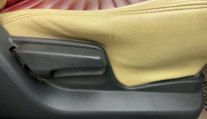 2012 Maruti Ritz VXI ABS, Petrol, Manual, 1,16,534 km, Driver Side Adjustment Panel