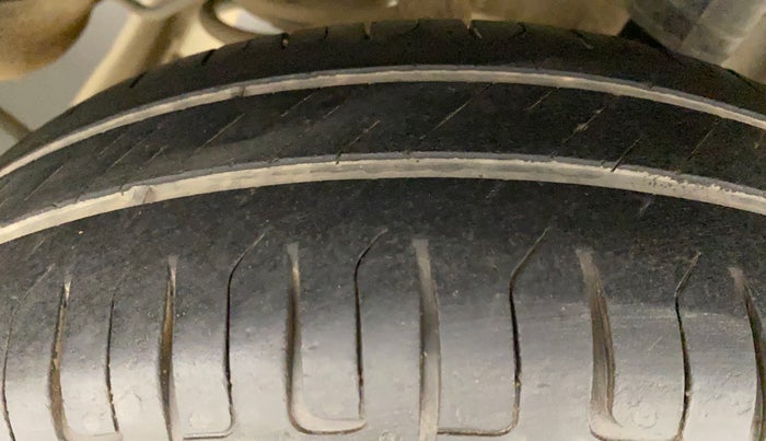 2014 Datsun Go T, Petrol, Manual, 65,761 km, Left Rear Tyre Tread