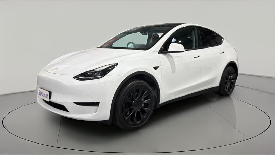 2023 Tesla Model Y Rear-wheel Drive, Automatic, 51169 km, Left Front Diagonal (45- Degree) View