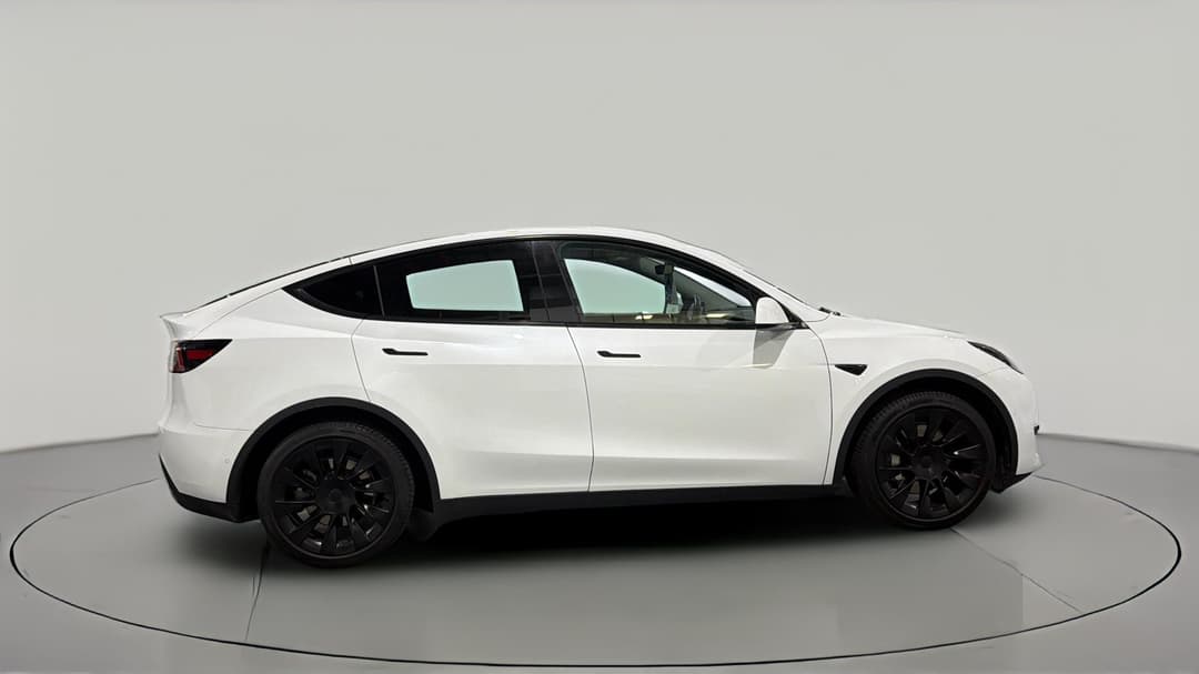 2023 Tesla Model Y Rear-wheel Drive, Automatic, 51169 km, Right Side View