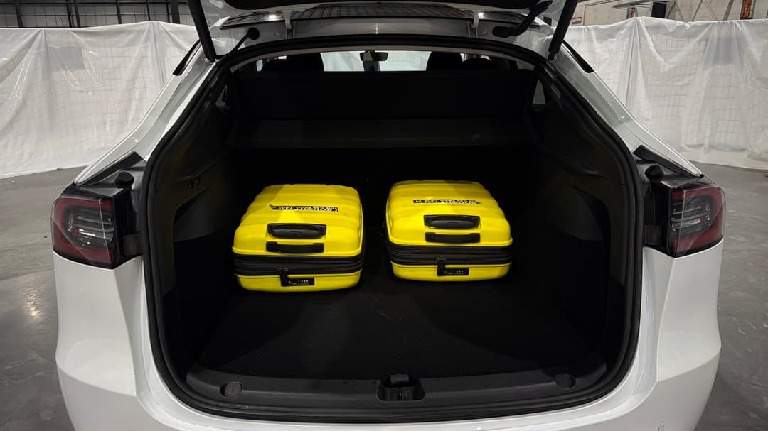 2023 Tesla Model Y Rear-wheel Drive, Automatic, 51169 km, Boot Inside View with Luggage