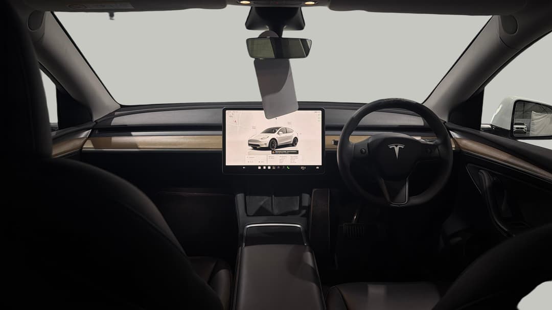 2023 Tesla Model Y Rear-wheel Drive, Automatic, 51169 km, Dashboard View