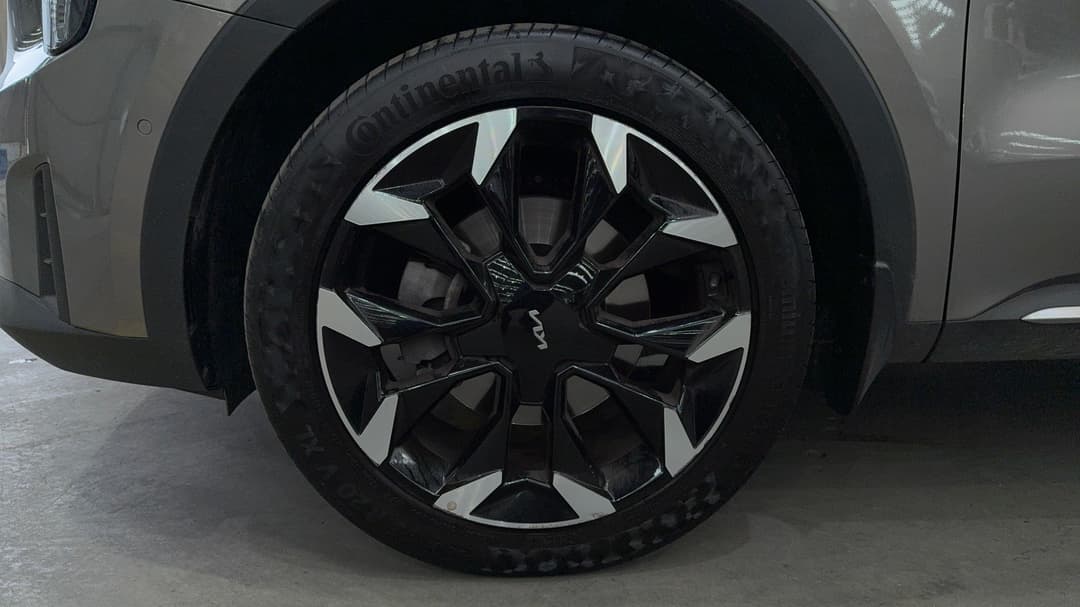 2024 Kia Sorento Gt-line 7 Seat, Automatic, 24731 km, Left Front Wheel