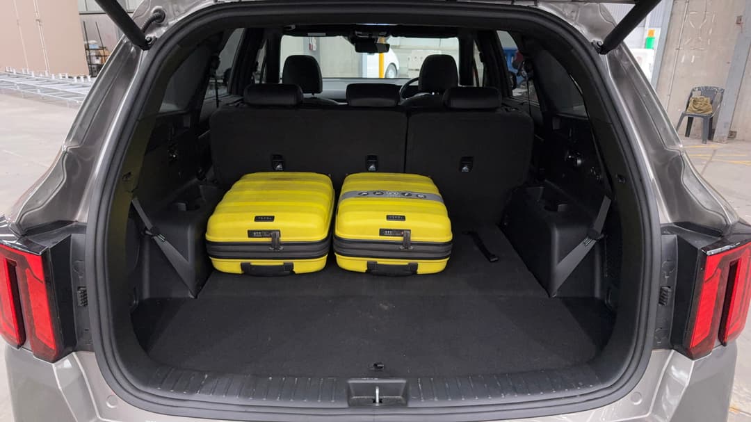2024 Kia Sorento Gt-line 7 Seat, Automatic, 24731 km, Boot Inside View with Luggage