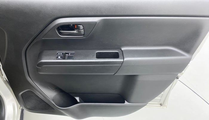2020 Maruti New Wagon-R 1.0 LXI (O), Petrol, Manual, 9,230 km, Driver Side Door Panels Control