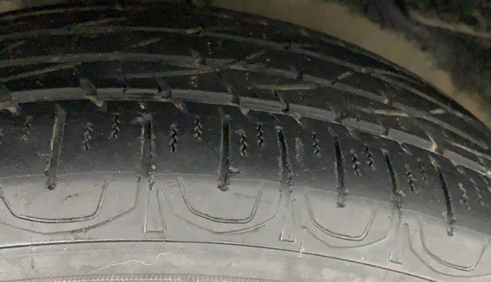 2019 Jeep Compass SPORT PLUS 2.0 DIESEL, Diesel, Manual, 45,236 km, Right Front Tyre Tread