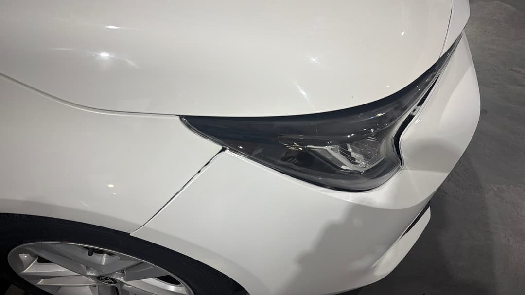 2022 Toyota Corolla Ascent Sport Hybrid, Automatic, 62279 km, Bumper Front Misalignment