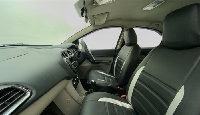2016 Tata Tiago XZ PETROL, CNG, Manual, 74,519 km, Right Side Front Door Cabin