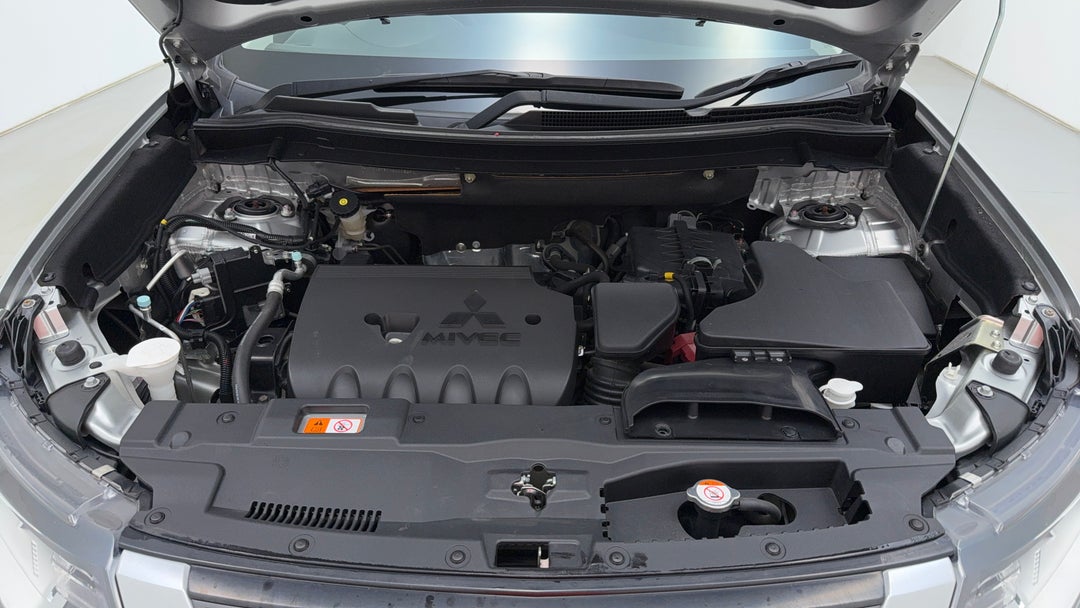 Open Bonnet (Engine)