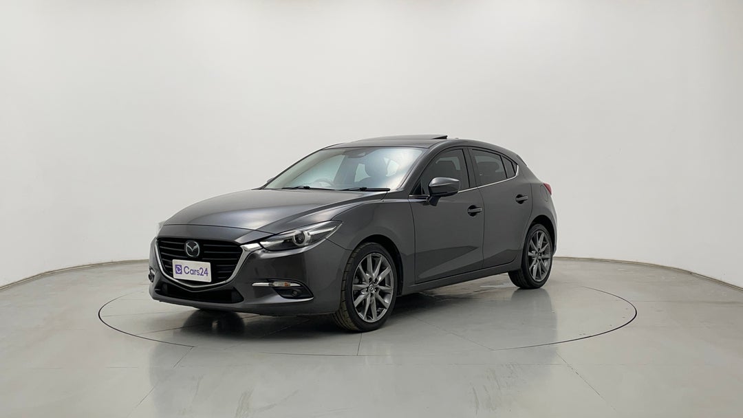 Left Front Diagonal (45- Degree) View