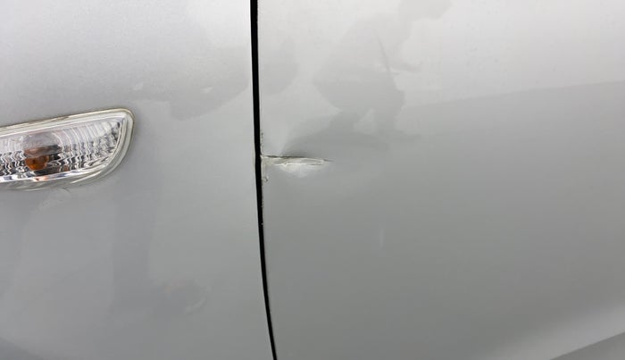 2016 Hyundai Elite i20 MAGNA 1.2, Petrol, Manual, 91,720 km, Front passenger door - Slightly dented