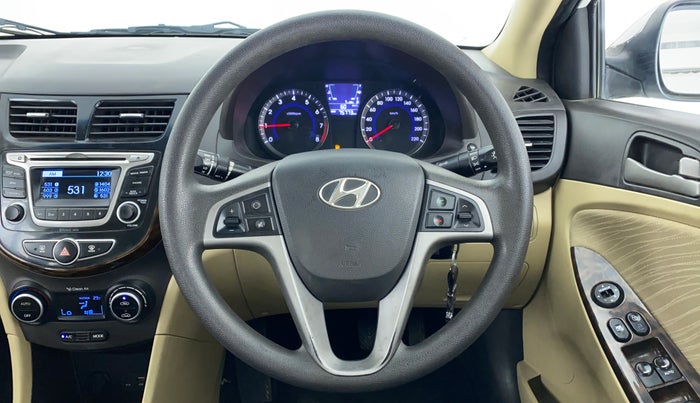 2016 Hyundai Verna FLUIDIC 1.6 VTVT S, Petrol, Manual, 76,471 km, Steering Wheel Close Up