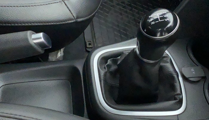 2019 Volkswagen Polo HIGHLINE PLUS 1.0, Petrol, Manual, 42,872 km, Gear Lever