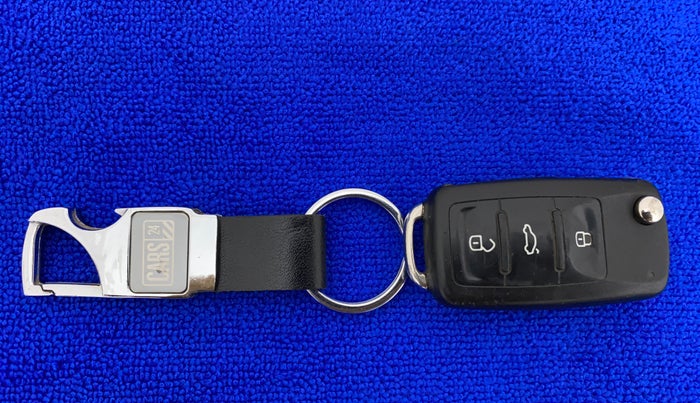 2019 Volkswagen Polo HIGHLINE PLUS 1.0, Petrol, Manual, 42,872 km, Key Close Up