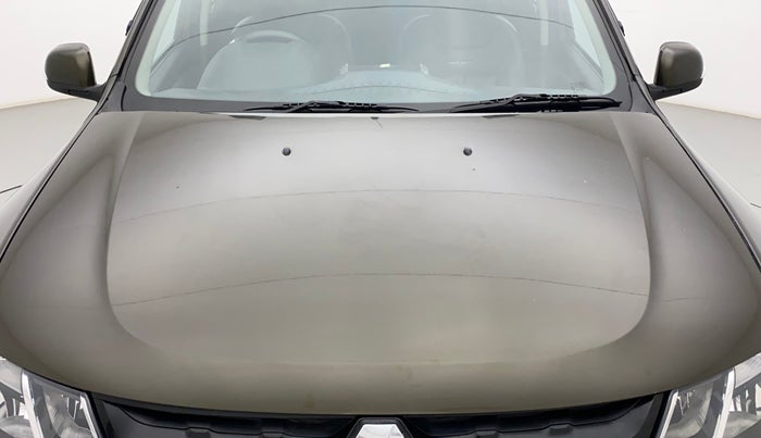 2018 Renault Duster RXS CVT, Petrol, Automatic, 39,708 km, Bonnet (hood) - Minor scratches
