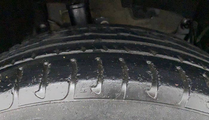 2018 Renault Duster RXS CVT, Petrol, Automatic, 39,708 km, Right Front Tyre Tread
