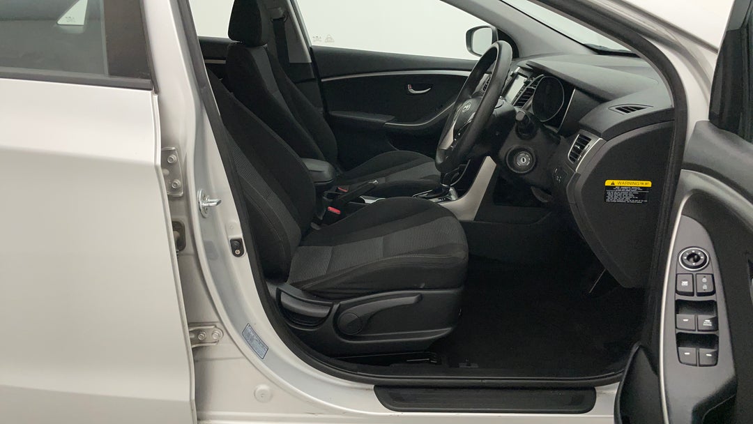 2017 Hyundai i30 Active, Automatic, 144751 km, Right Side Front Door Cabin View