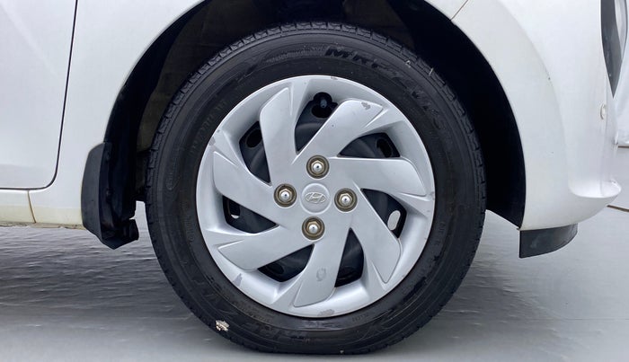 2018 Hyundai NEW SANTRO ASTA 1.1 MT, Petrol, Manual, 28,045 km, Right Front Wheel
