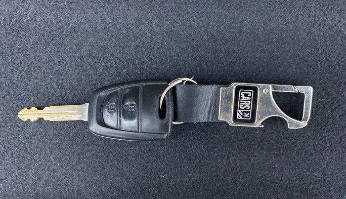 2018 Hyundai NEW SANTRO ASTA 1.1 MT, Petrol, Manual, 28,045 km, Key Close Up