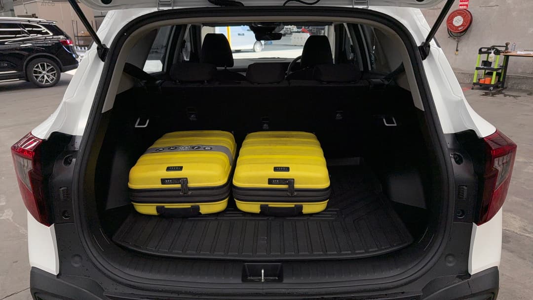 2025 Kia Seltos S (FWD), Automatic, 3516 km, Boot Inside View with Luggage
