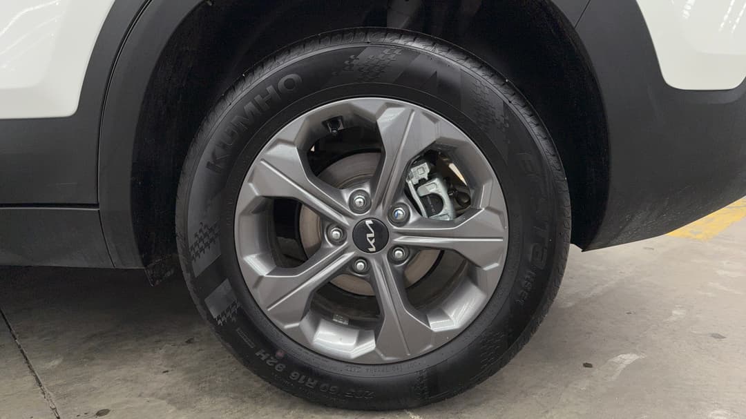 2025 Kia Seltos S (FWD), Automatic, 3516 km, Left Rear Wheel