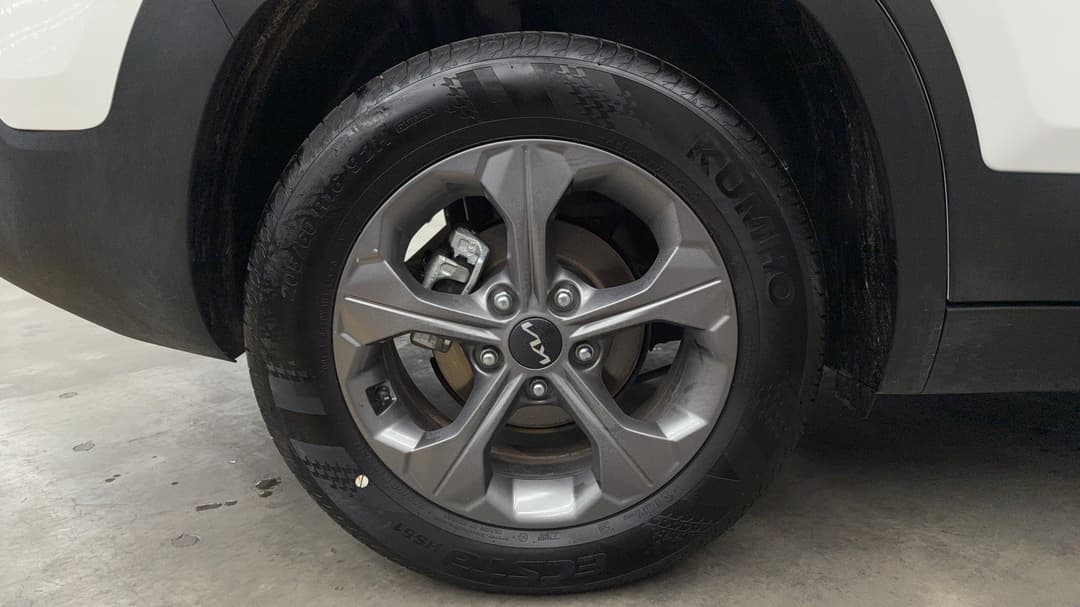 2025 Kia Seltos S (FWD), Automatic, 3516 km, Right Rear Wheel