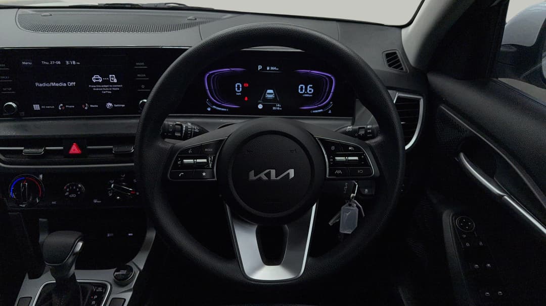2025 Kia Seltos S (FWD), Automatic, 3516 km, Steering Wheel Close-up