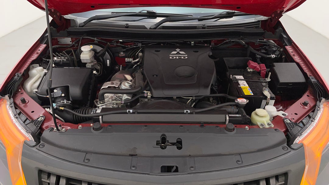 Open Bonnet (Engine)