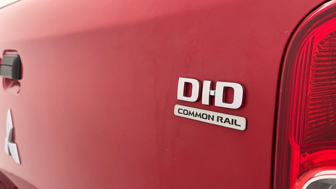 Badge (Boot Right Side)