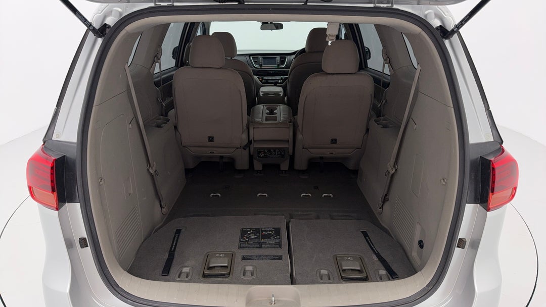 2018 Kia Carnival S, Automatic, 115788 km, Boot Inside View