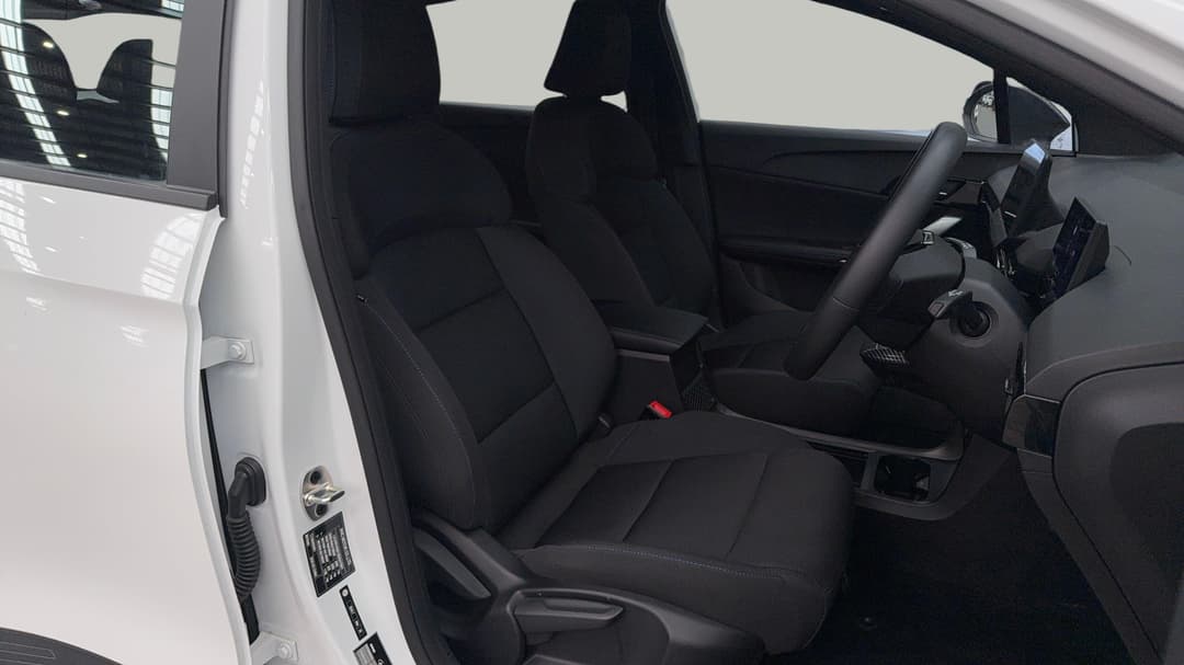 2025 MG Mg4 Excite 51 125kw, Automatic, 11405 km, Right Side Front Door Cabin View