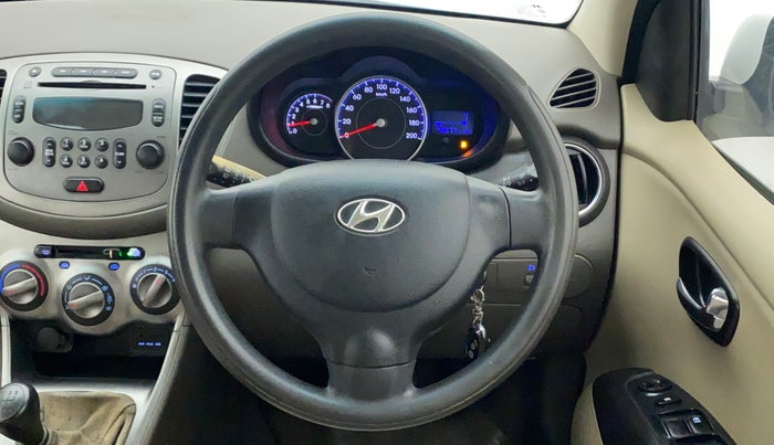 2012 Hyundai i10 SPORTZ 1.2, Petrol, Manual, 40,577 km, Steering Wheel Close Up