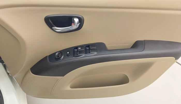 2012 Hyundai i10 SPORTZ 1.2, Petrol, Manual, 40,577 km, Driver Side Door Panels Control