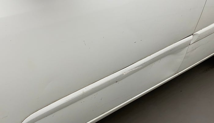2012 Hyundai i10 SPORTZ 1.2, Petrol, Manual, 40,577 km, Front passenger door - Slightly dented