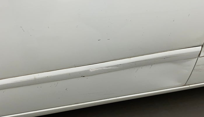 2012 Hyundai i10 SPORTZ 1.2, Petrol, Manual, 40,577 km, Front passenger door - Minor scratches