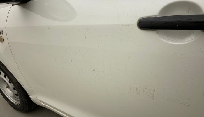 2012 Maruti Swift LXI, Petrol, Manual, 41,110 km, Front passenger door - Minor scratches