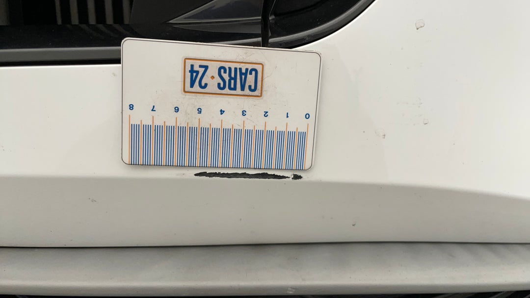 Bumper Front Scratch