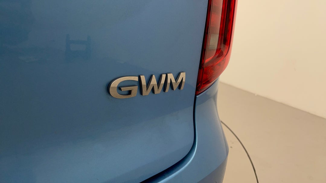 Badge (Boot Right Side)