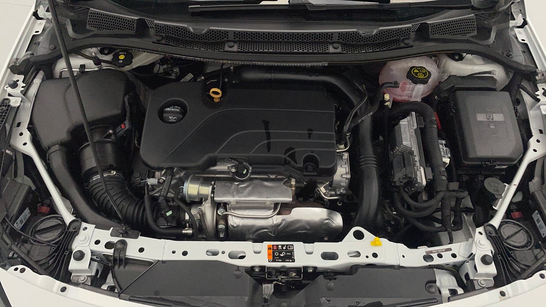 Open Bonnet (Engine)