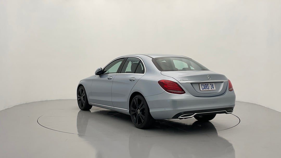 Left Back Diagonal (45- Degree) View