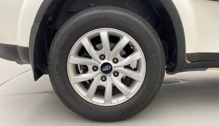 2020 Mahindra XUV500 W7 FWD, Diesel, Manual, 38,625 km, Right Rear Wheel