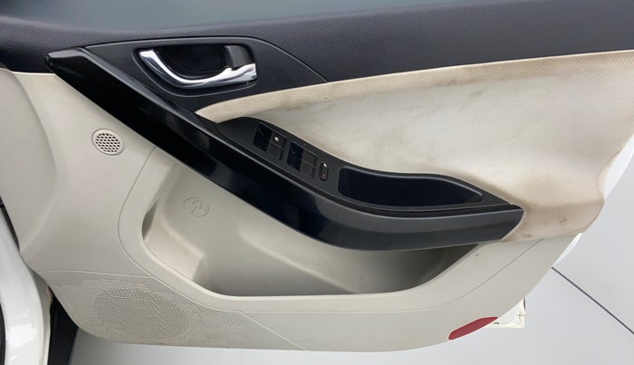 2020 Tata NEXON XZ+ 1.5, Diesel, Manual, 22,185 km, Driver Side Door Panels Control